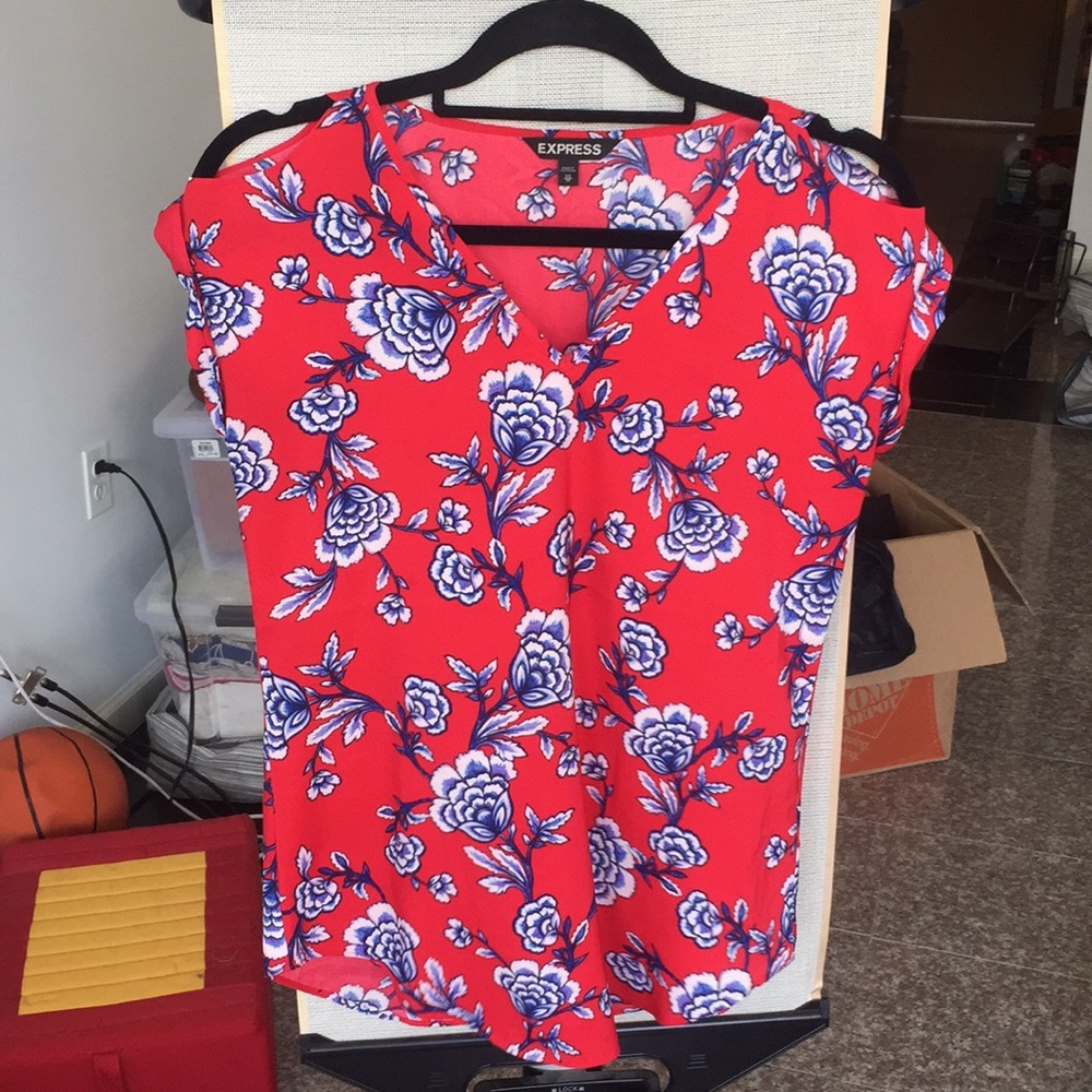 Express Floral Cold Shoulder Top